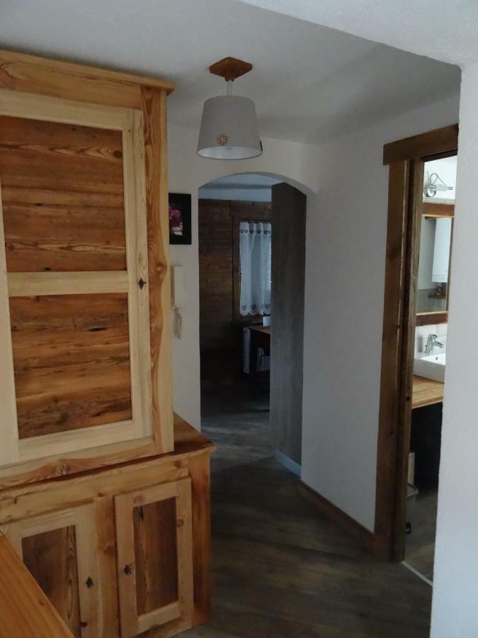 Maison D'Antan Alloggio Ad Uso Turistico Vda Charvensod N 0022 Aosta Luaran gambar