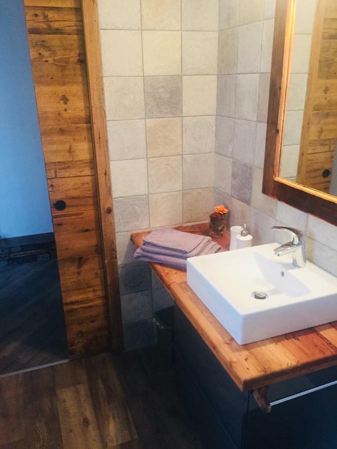 Maison D'Antan Alloggio Ad Uso Turistico Vda Charvensod N 0022 Aosta Luaran gambar