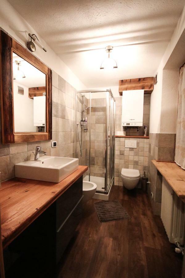 Maison D'Antan Alloggio Ad Uso Turistico Vda Charvensod N 0022 Aosta Luaran gambar
